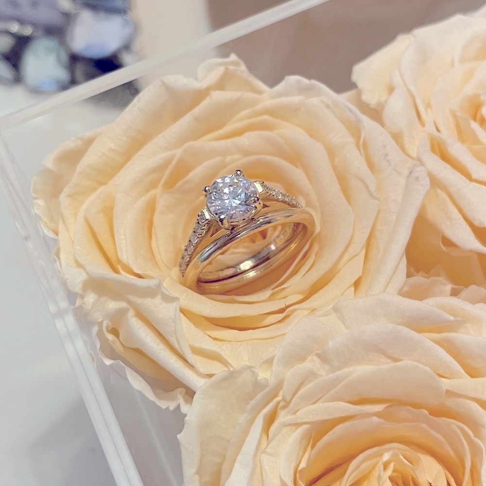 BEAUTIFUL Wedding Ring Set - Size 6 CZ